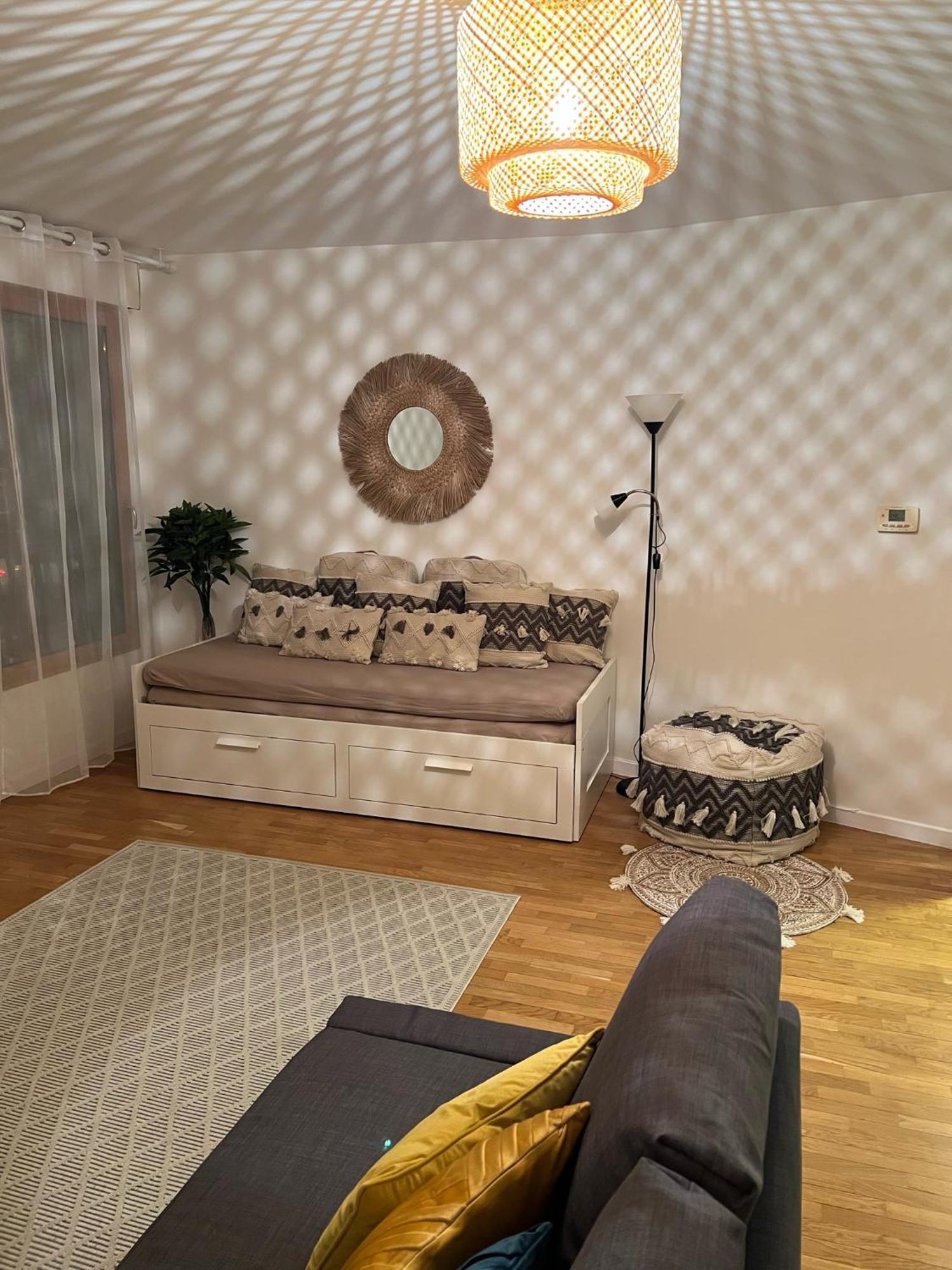 Paris-Montrouge Magnifique Appartement 3 Pieces De 75M2 Avec Parking - Tres Cosy Pour 1 - 8 Personnes Refait A Neuf -Entire Apartment Luxurious And Warm -Montrouge Paris 14Eme - Proche Aeroport Orly Parc Expositions Porte De Versailles Free Wifi Grat Exterior foto